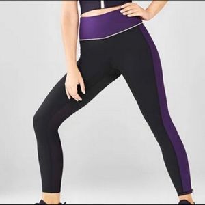 FableticsxDemi Lovato LIKE NEW Powerhold Leggings